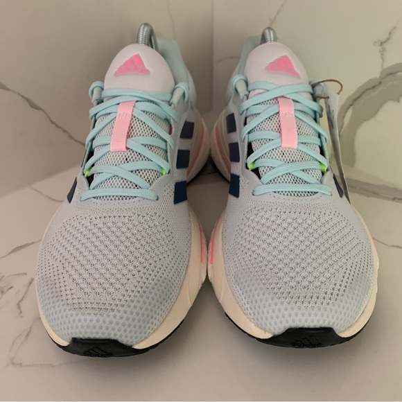 Adidas NWT Solar Glide 5 Womens Size 8.5 White Walking Training GX6719 Shoes - Picture 2 of 10